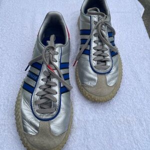 Adidas KAMANDA Silver and Blue Athletic Shoes